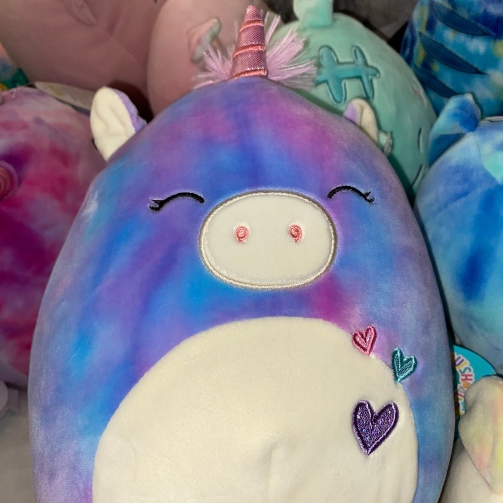 aurora squishmallow 8”